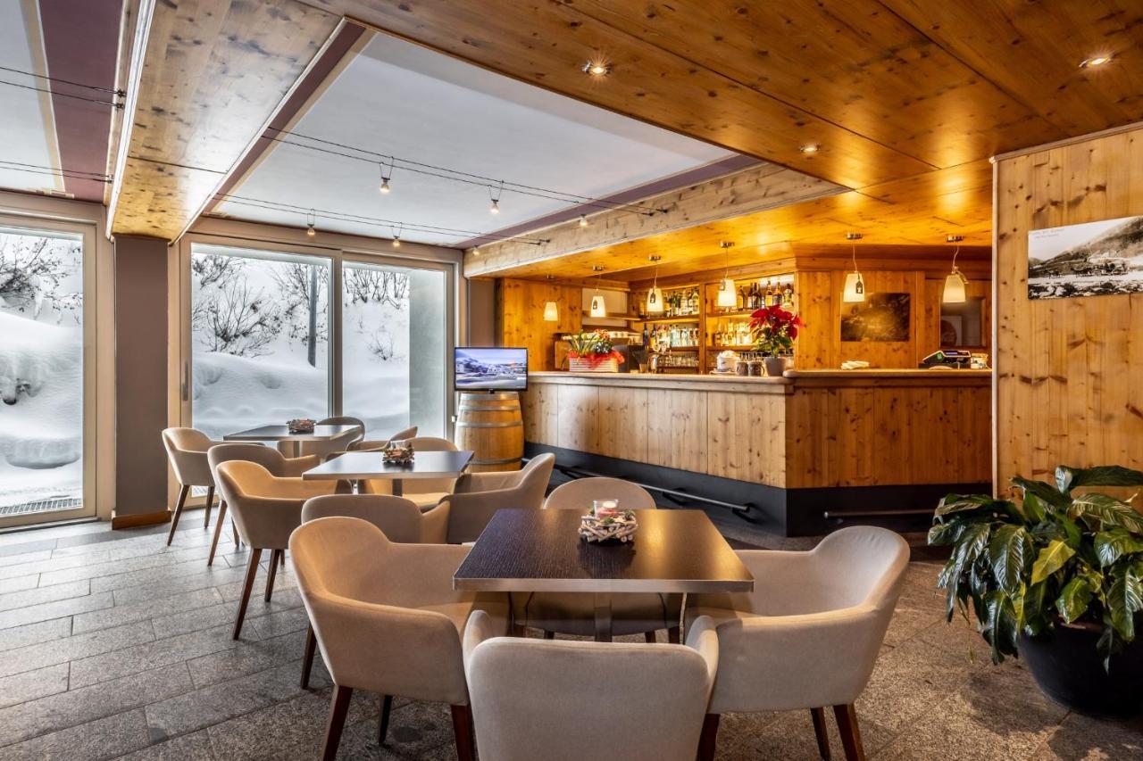 Hotel Piandineve Passo del Tonale Bagian luar foto