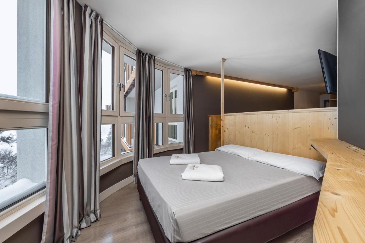 Hotel Piandineve Passo del Tonale Bagian luar foto