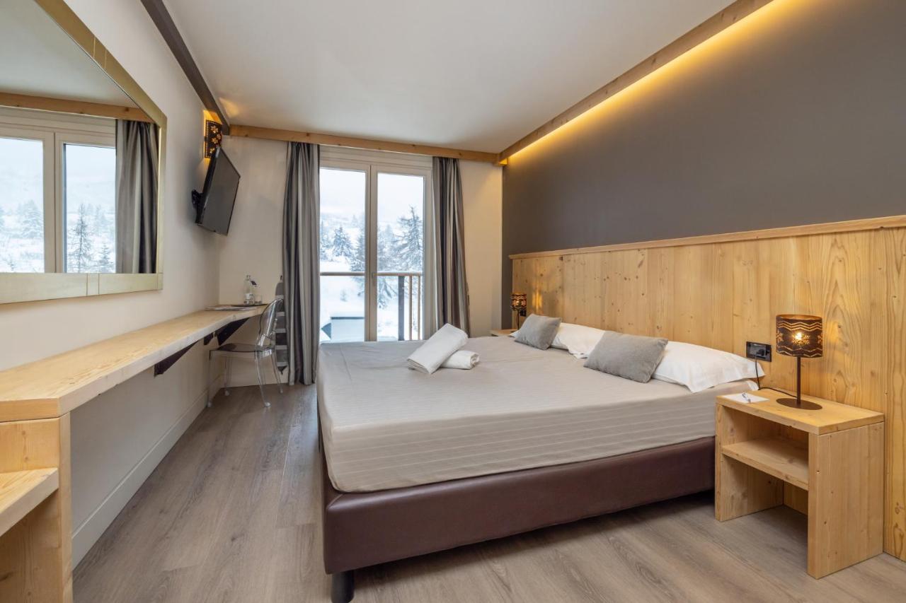 Hotel Piandineve Passo del Tonale Bagian luar foto