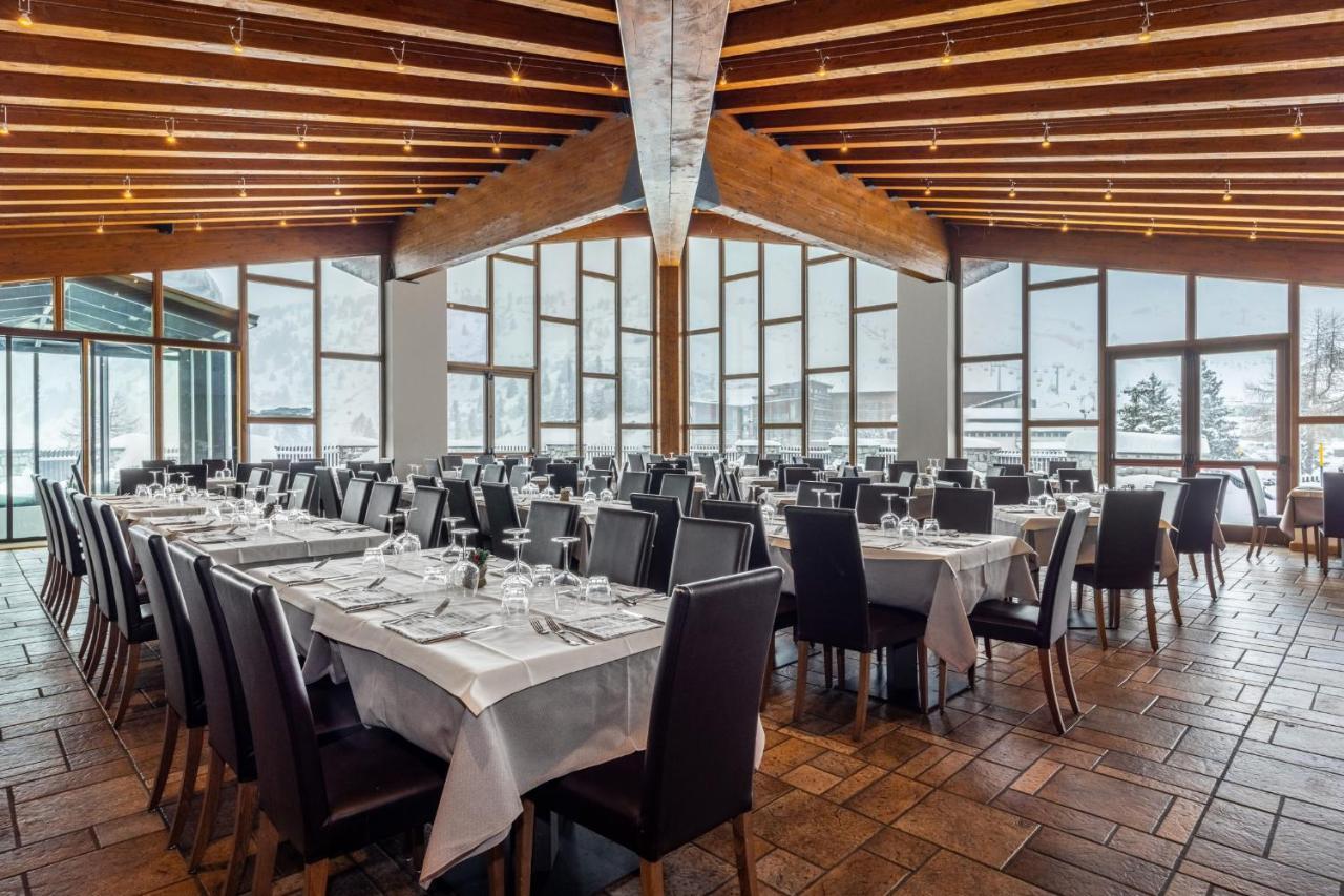 Hotel Piandineve Passo del Tonale Bagian luar foto