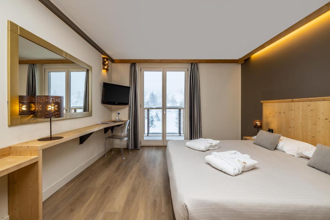 Hotel Piandineve Passo del Tonale Bagian luar foto