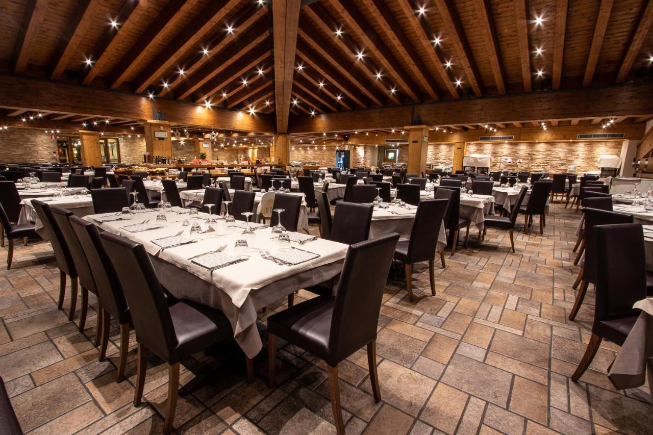 Hotel Piandineve Passo del Tonale Bagian luar foto