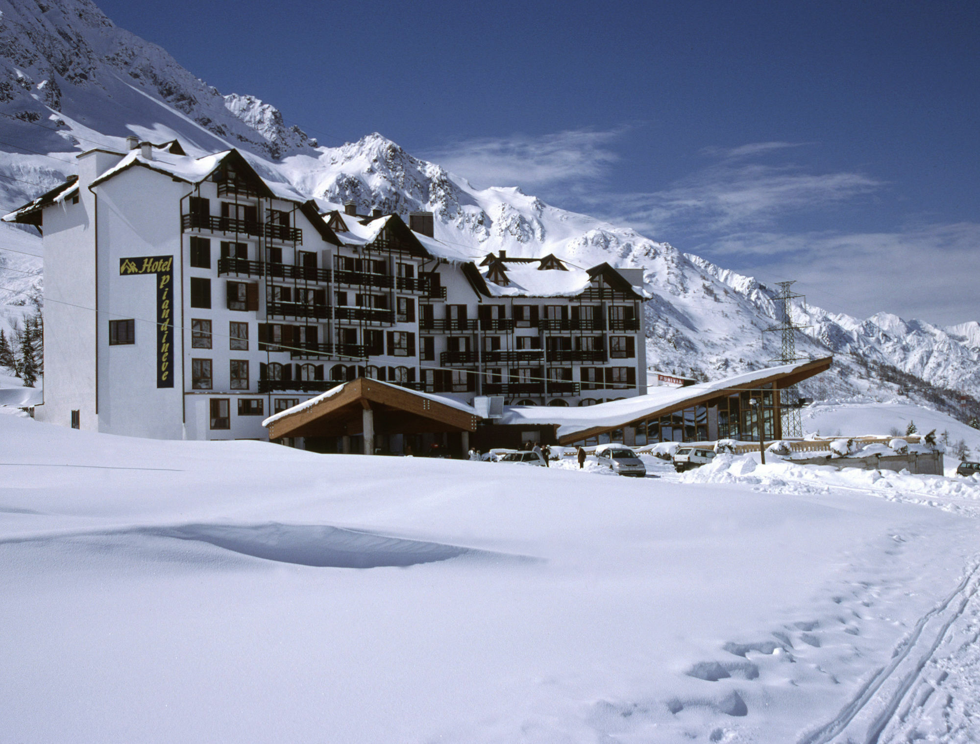 Hotel Piandineve Passo del Tonale Bagian luar foto